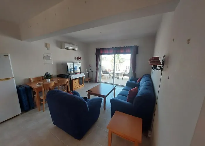 1br Apt, Huge Balcony, Walk To Nissi Αγία Νάπα