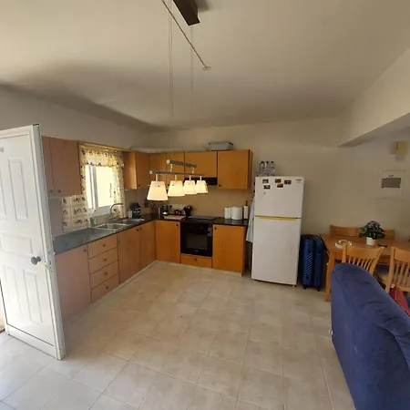 Lejlighed 1br Apt, Huge Balcony, Walk To Nissi